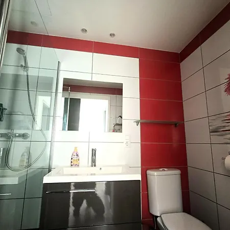 Casa Espaciosa En Roses: Ideal Senderismo, Ciclismo, Y Deportes Nauticos. ¡relajate En Plena Naturaleza! - Es-258-127