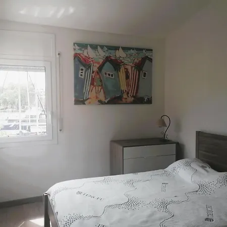 Casa Espaciosa En Roses: Ideal Senderismo, Ciclismo, Y Deportes Nauticos. ¡relajate En Plena Naturaleza! - Es-258-127