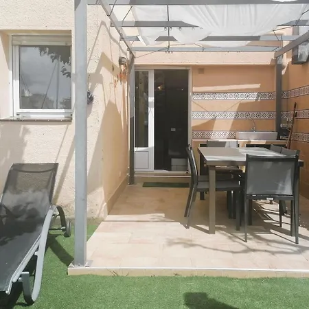 Casa Espaciosa En Roses: Ideal Senderismo, Ciclismo, Y Deportes Nauticos. ¡relajate En Plena Naturaleza! - Es-258-127 בית נופש *